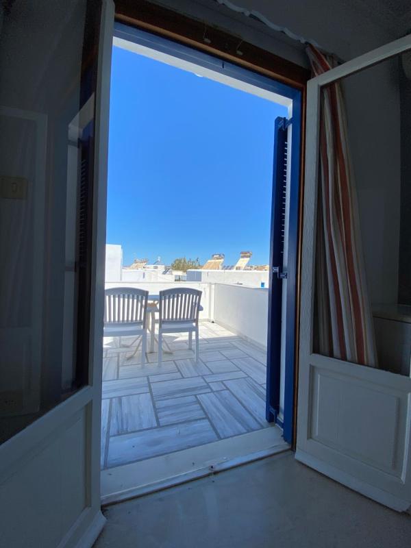 Small Double Room with Balcony image 4