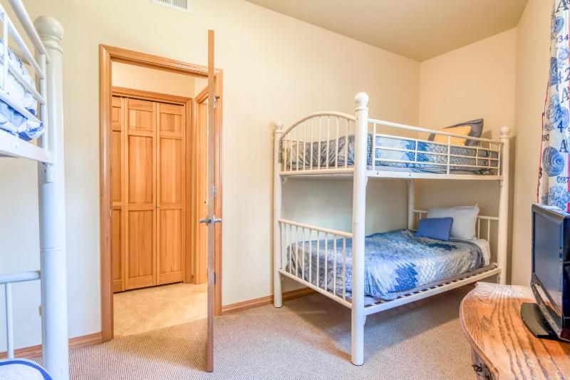 Bainbridge House - image 23