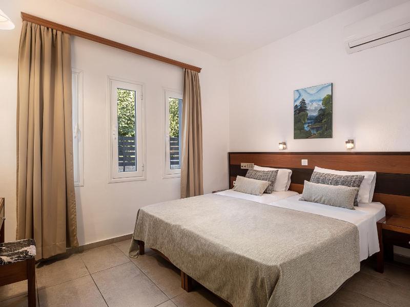 Triple Apartment image 1