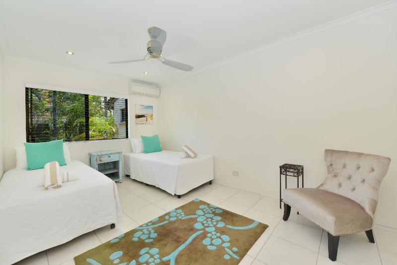 Sea La Villa Port Douglas - image 4