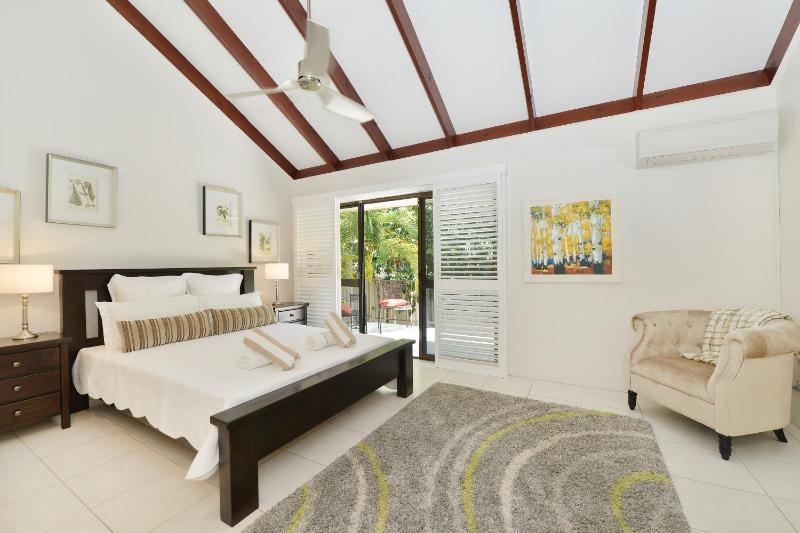 Sea La Villa Port Douglas - image 9