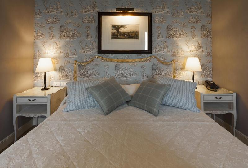 Superior Double Room image 4