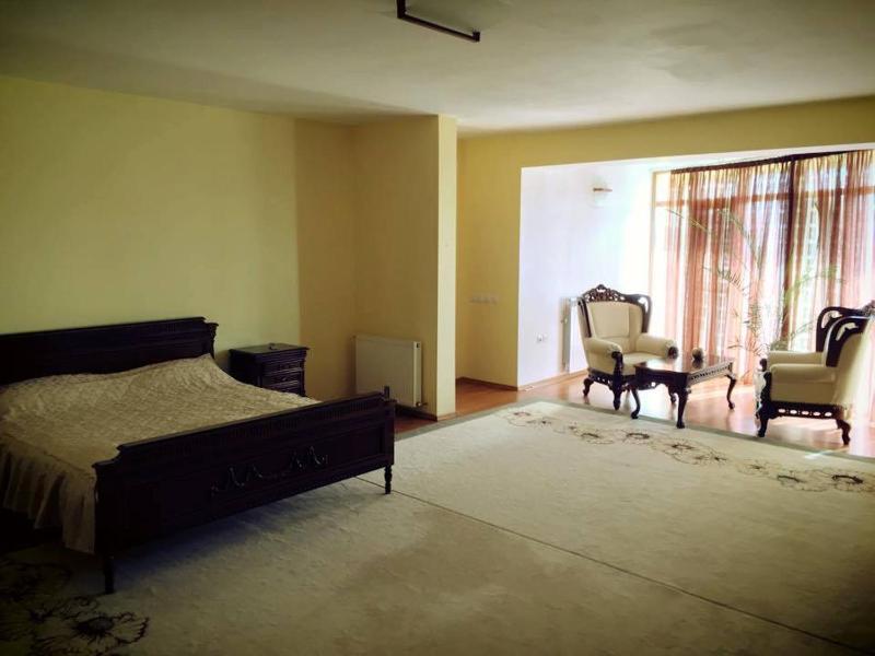 Deluxe Double Room image 1