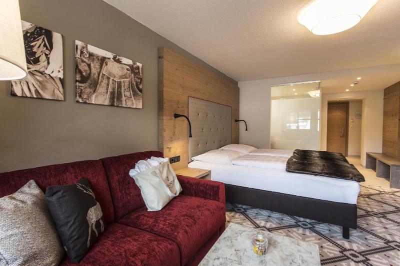 Comfort Double Room image 3