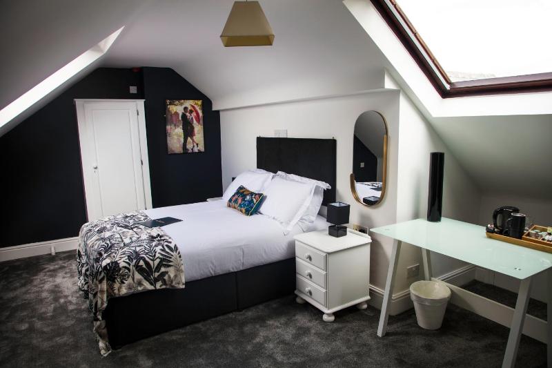 The Charlton Boutique Hotel - image 28