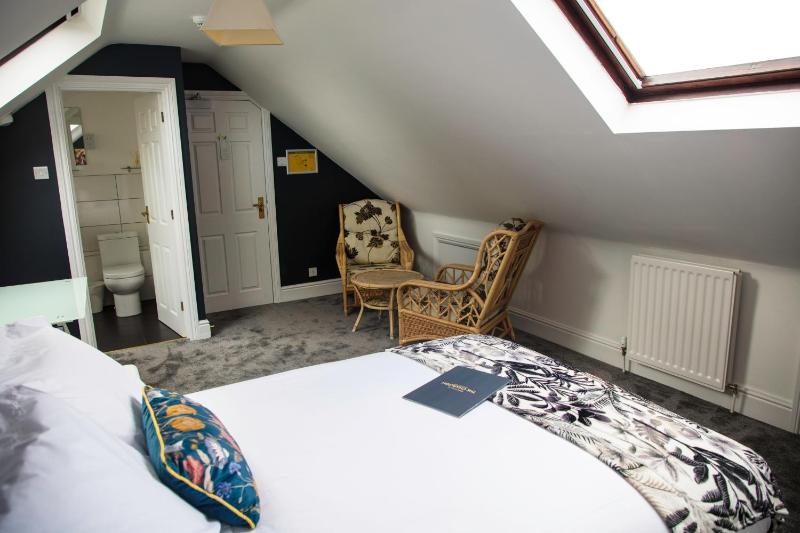 The Charlton Boutique Hotel - image 12