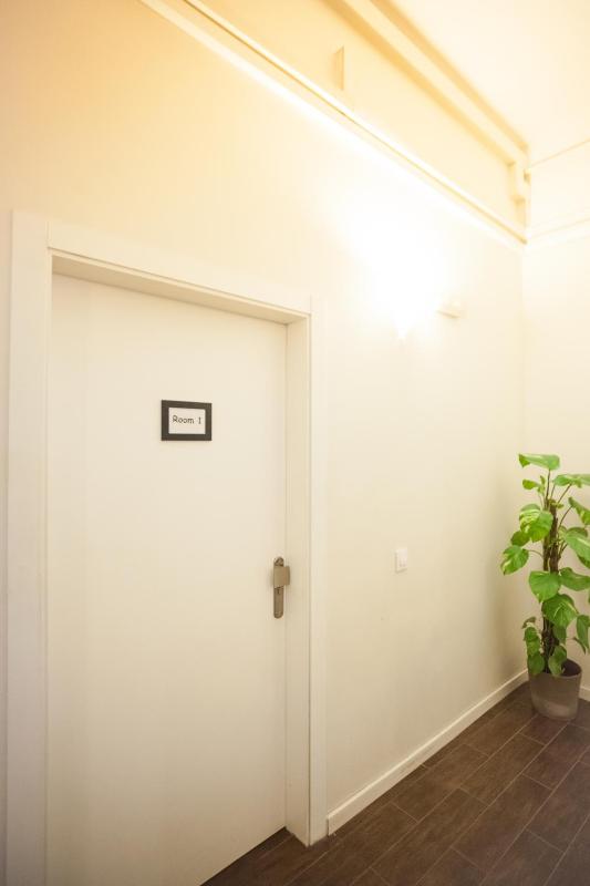 Single Bed in 2-Bed Dormitory Room image 2