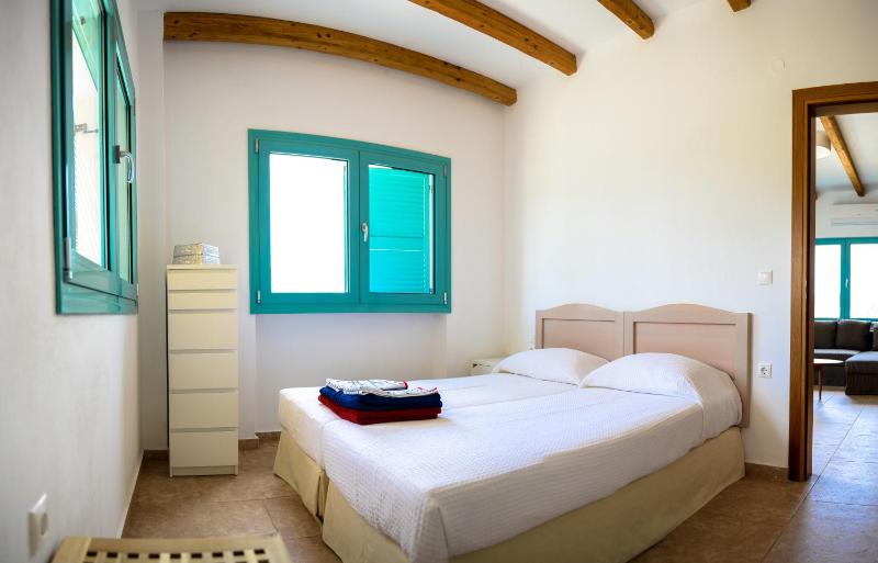Two-Bedroom Apartment with Sea View image 2