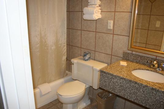 Double Room Smoking image 4