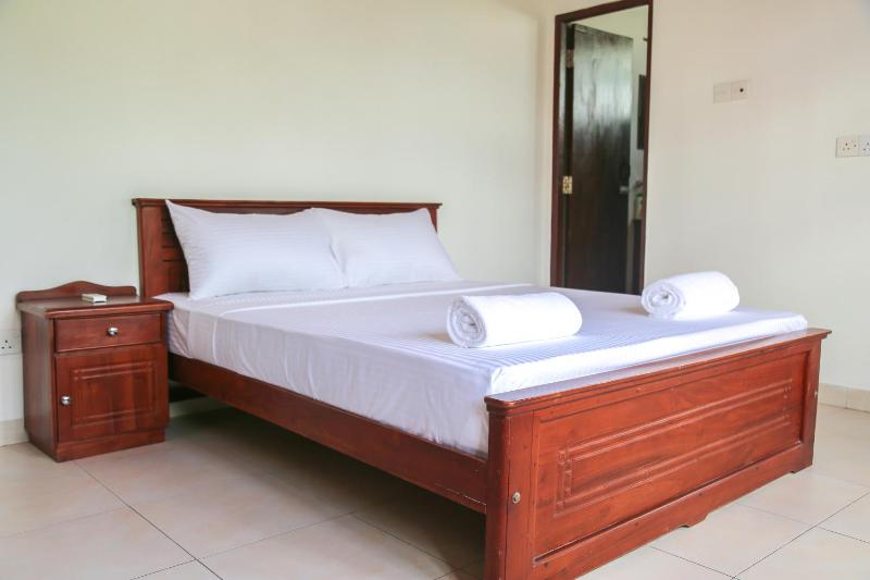 Deluxe Double Room image 3