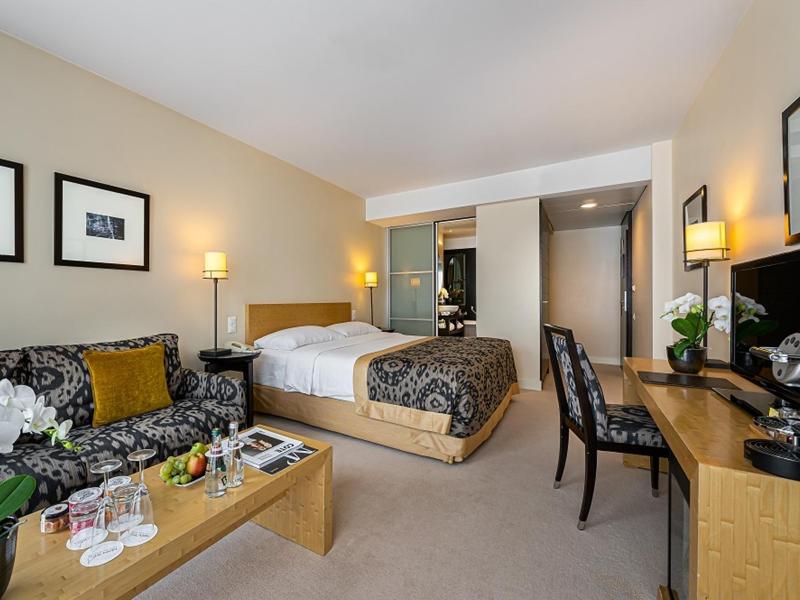 Executive Double Room image 3