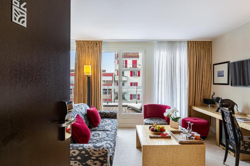 Junior Suite image 2