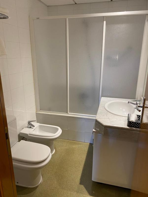 Double or Twin Room image 3