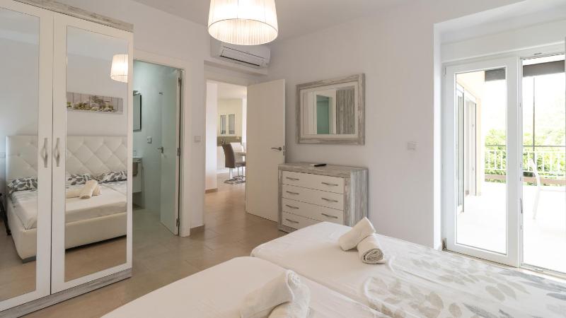 Modern 2 Bedroom Apartment 100 m From The Beach Images