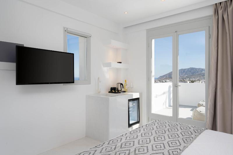 Cycladic Suites & Spa - image 12