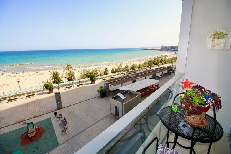 APARTAMENTO POSTIGUET CON BALCON - image 15