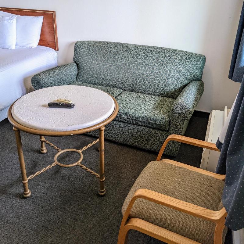 King Room image 2