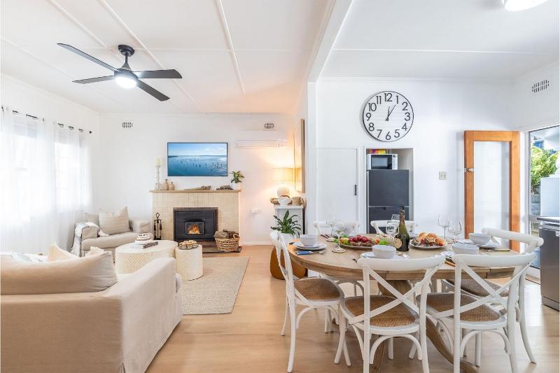 Casita 20 Tomaree Road great pet friendly property with WiFi and Air Conditioning - image 30
