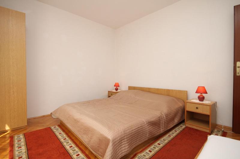 Two-Bedroom Apartment with Balcony image 1