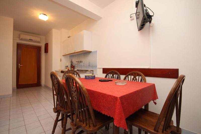 Two-Bedroom Apartment with Balcony image 4