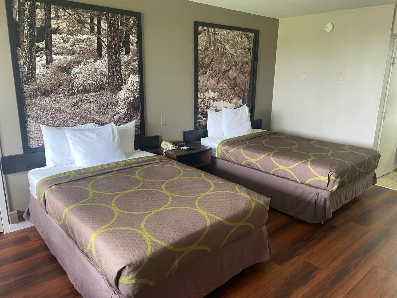 Double Room with Two Double Beds - Non-Smoking image 4