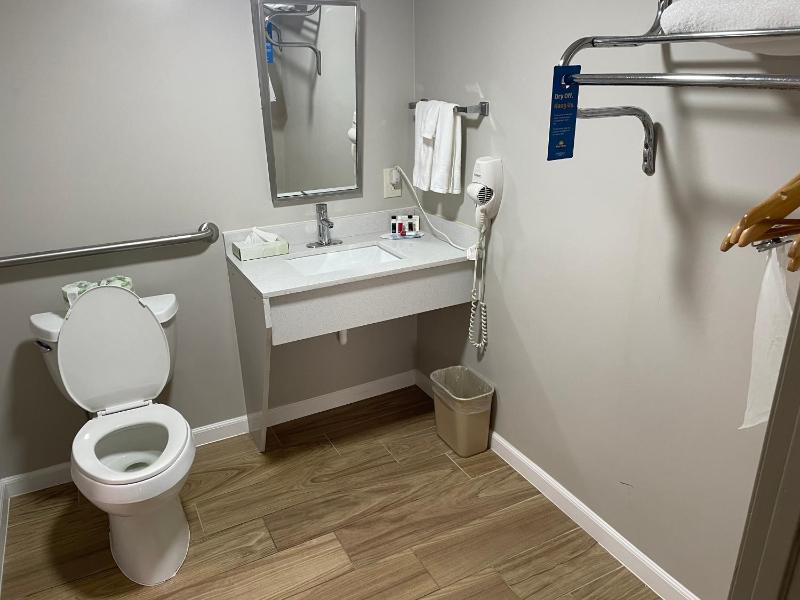 King Room - Mobility Access/Non-Smoking image 1