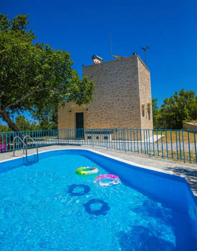 One-Bedroom Villa with Private Pool image 1