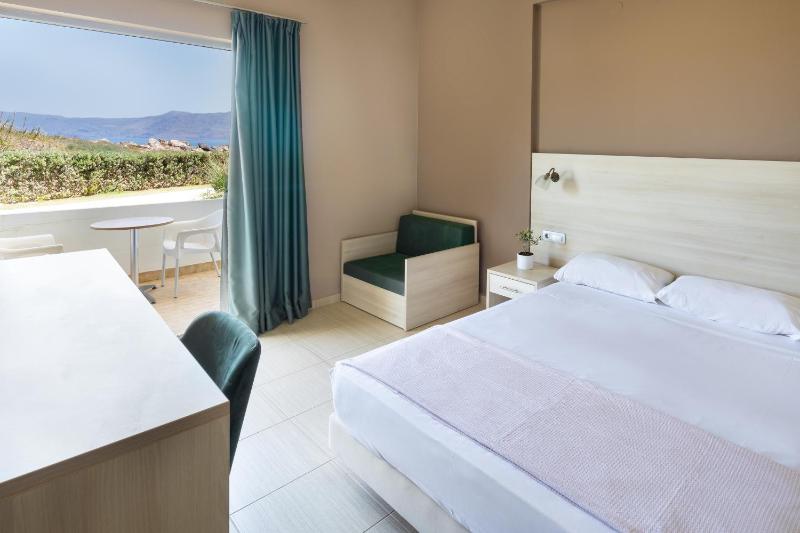 Economy Double Room image 4