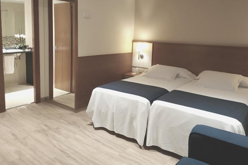 Standard (2 Adults) image 3