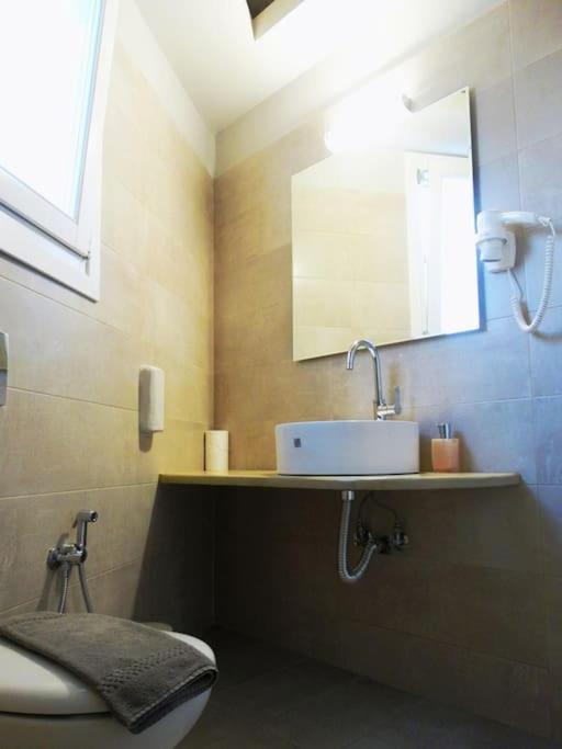 Apartment with Sea View image 3