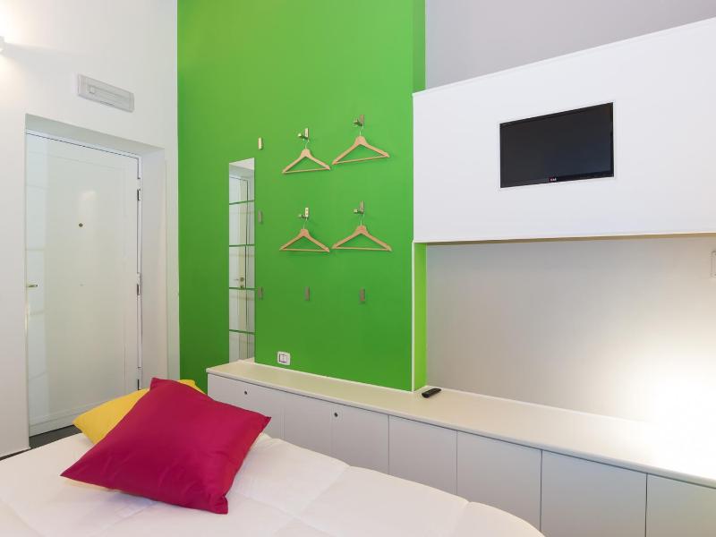 Superior Double Room image 3