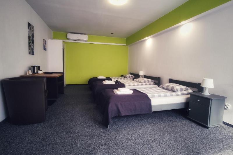 Triple Room image 3