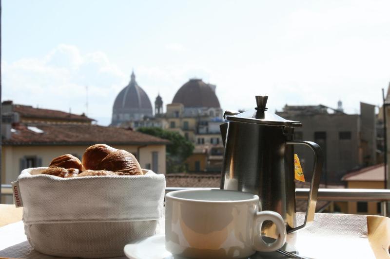 Double or Twin Room with Cathedral view image 4