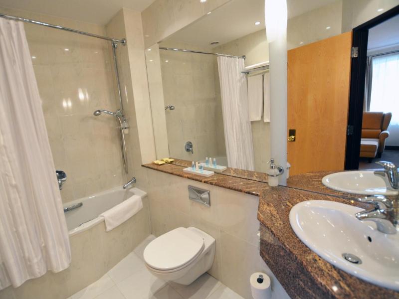 Luxury Double Room image 2