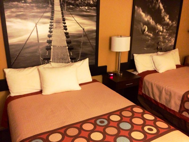 Deluxe Double Room with Two Double Beds - Non-Smoking image 4