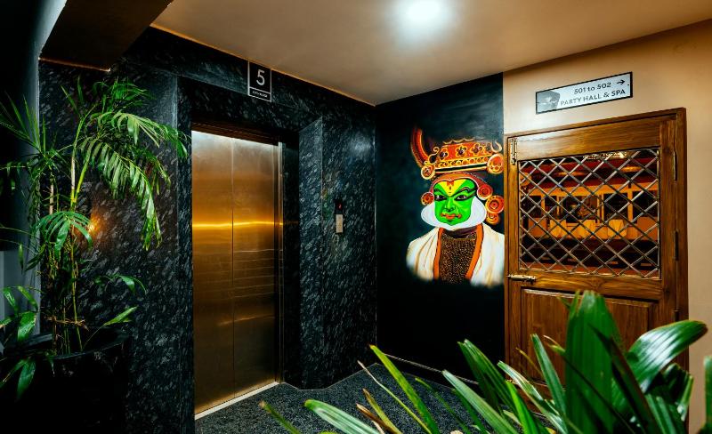 Royal Tusker Luxury Service Apartments - image 3