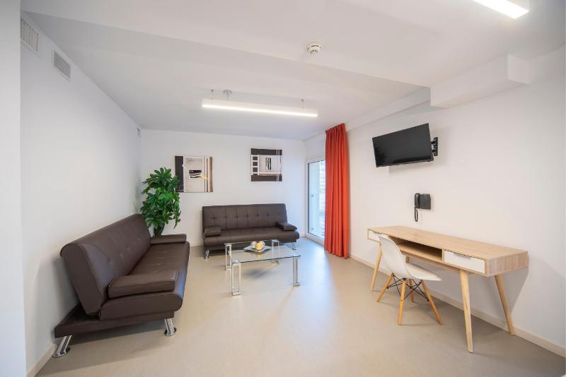 Double Room - Disability Access image 4