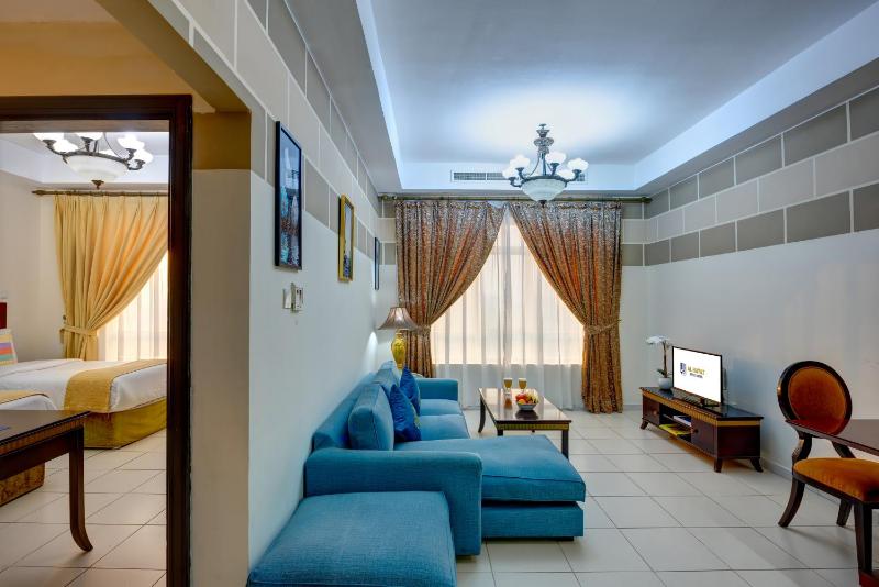 One-Bedroom Apartment image 2