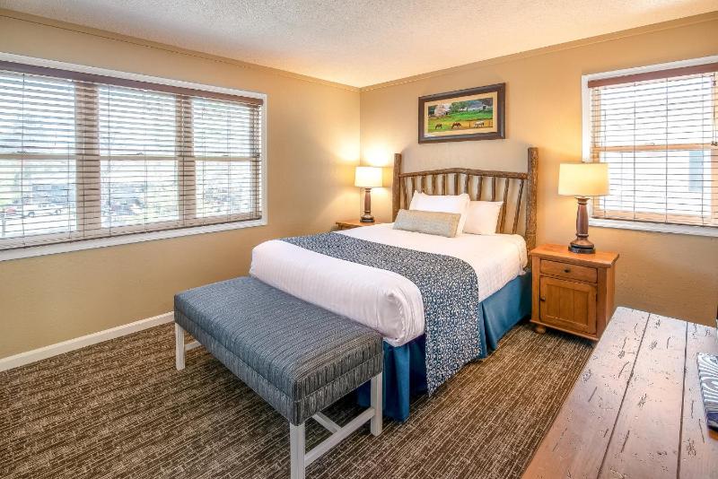 One-Bedroom Villa image 1