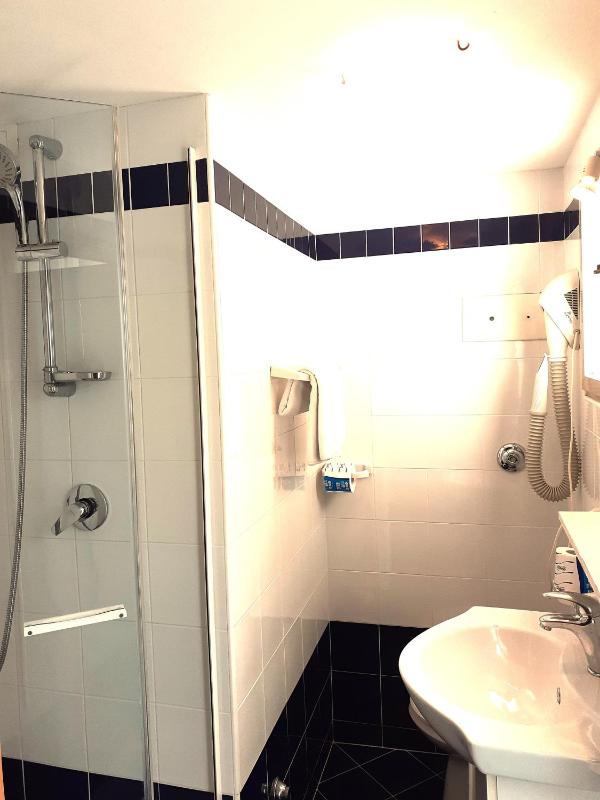 Hotel Danubio - image 40