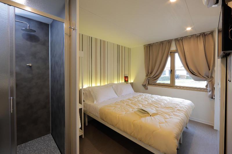 Superior Chalet image 2