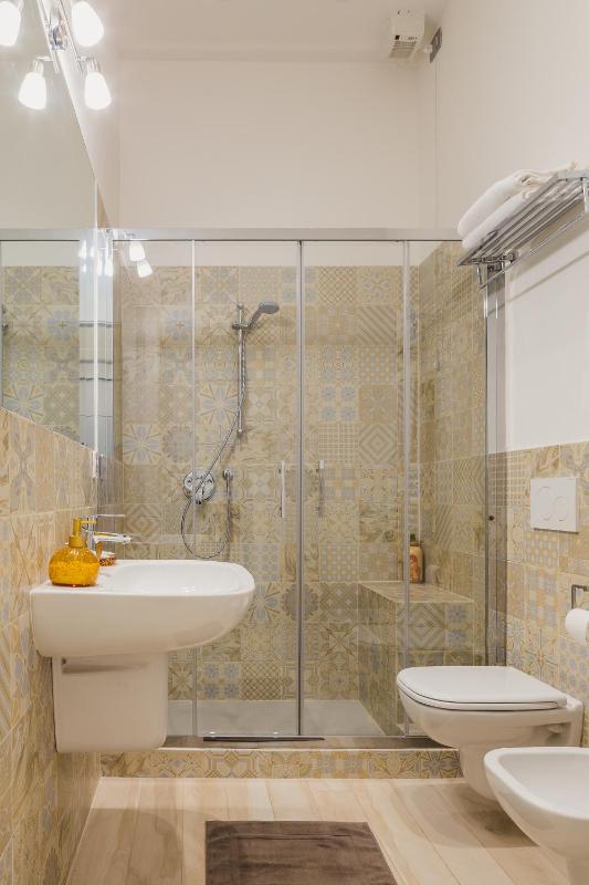 Superior One-Bedroom Apartment image 2