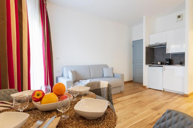 One-Bedroom Apartment (4 Adults) image 2