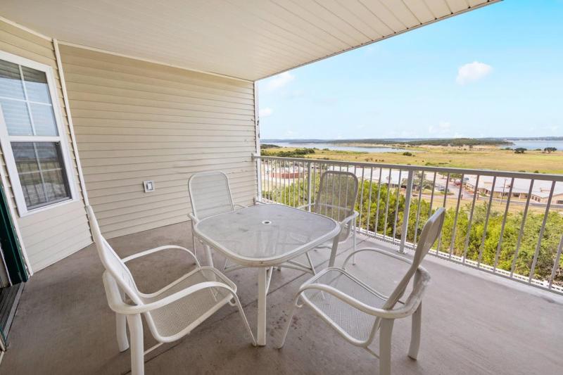 Two-Bedroom Grand Villa  image 2