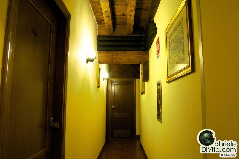 Comfort Single Room image 3