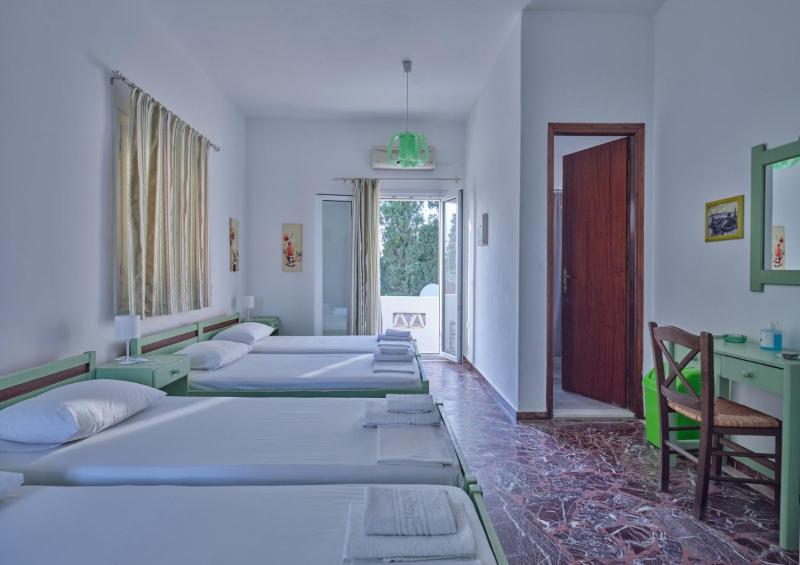 Quadruple Room image 2