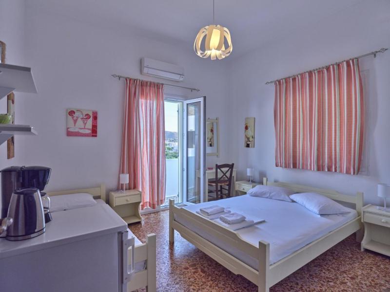 Triple Room image 4