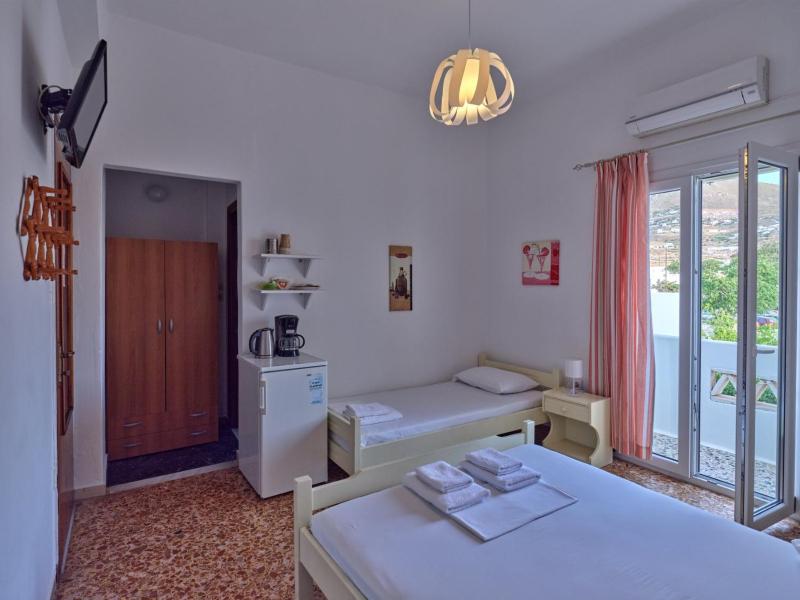 Triple Room image 3