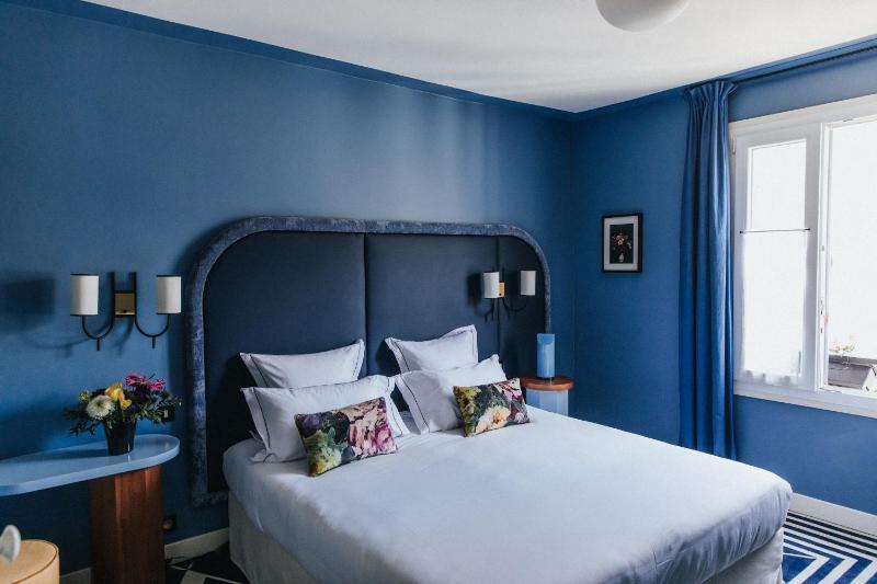 Superior Double Room with Steam Shower image 1