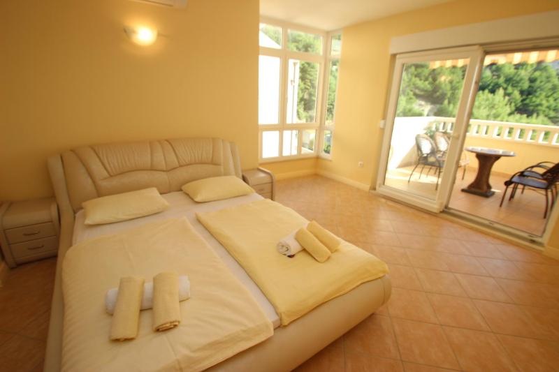 Apartments Villa Astra & Pinija - image 25